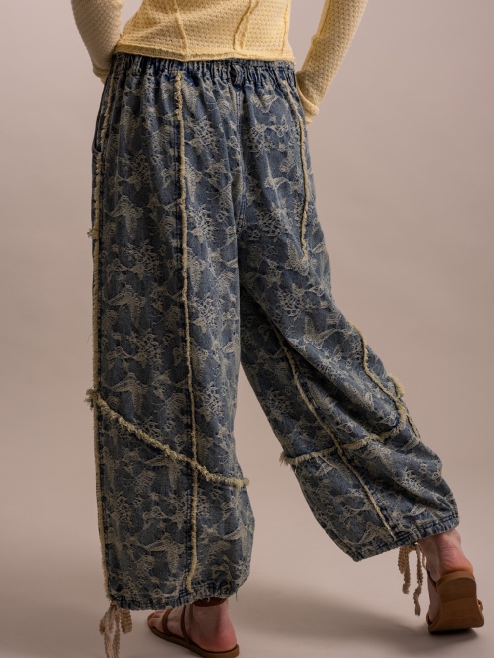 Bluevelvet Dark Wash Butterfly Pattern Multi wear Wide leg Denim Pants - Picture 3 of 7